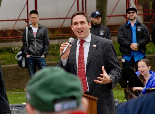 Roosevelt Island Stands With Ben Kallos At the Tram's 40th Anniversary Celebration, Kallos talked about the importance of winning a 50 year operating agreement between the City and RIOC.